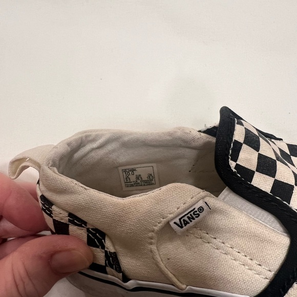 Kids Vans Slip-on Sneakers. Checkered Print. Size 10. Pet and Smoke Free Home. - Picture 2 of 3